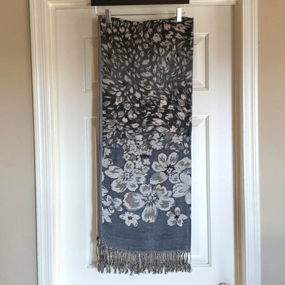 Reversible Silk Pashmina Scarf Wrap – Black Tan Cream Gray Floral